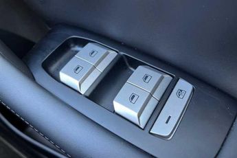 MG MGS5 49kWh SE SUV 5dr Electric Auto (170 ps)