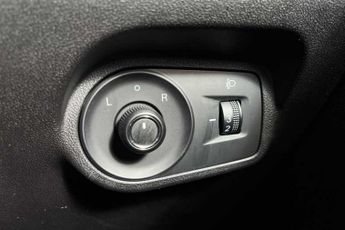 MG MGS5 49kWh SE SUV 5dr Electric Auto (170 ps)