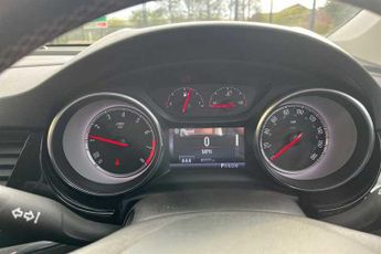 Vauxhall Astra 1.4i Turbo GPF Elite Nav Hatchback 5dr Petrol Auto Euro 6 (s/s) 