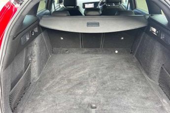 Vauxhall Astra Electric 54 kWh (156 PS) Ultimate 5 Door Electric Sports Tourer Automatic