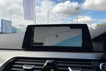 BMW 5 SERIES 3.0 530d SE Saloon 4dr Diesel Auto Euro 6 (s/s) (265 ps)