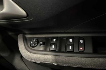 VAUXHALL FRONTERA ELECTRIC 44kWh GS SUV 5dr Electric Auto (113 ps)