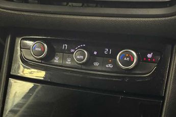 Vauxhall Grandland 1.2 Turbo Ultimate SUV 5dr Petrol Auto Euro 6 (s/s) (130 ps)