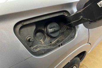 Vauxhall Grandland 1.2 Turbo Ultimate SUV 5dr Petrol Auto Euro 6 (s/s) (130 ps)