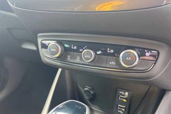 VAUXHALL CROSSLAND 1.2 Turbo Ultimate Nav SUV 5dr Petrol Auto Euro 6 (s/s) (130 ps)