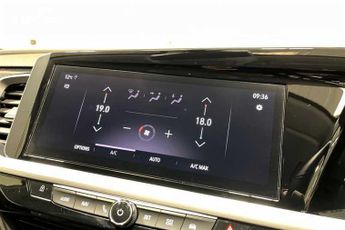 VAUXHALL GRANDLAND 1.5 Turbo D Ultimate SUV 5dr Diesel Auto Euro 6 (s/s) (130 ps)