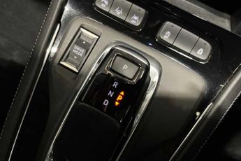 VAUXHALL GRANDLAND 1.5 Turbo D Ultimate SUV 5dr Diesel Auto Euro 6 (s/s) (130 ps)