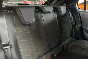 VAUXHALL Corsa Electric 50kWh Ultimate Hatchback 5dr Electric Auto (136 ps)