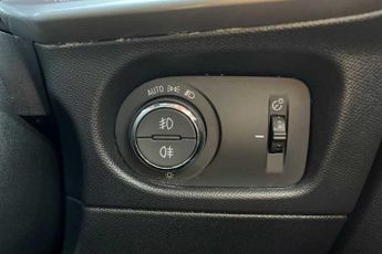 VAUXHALL MOKKA Electric 50kWh Ultimate SUV 5dr Electric Auto (136 ps)