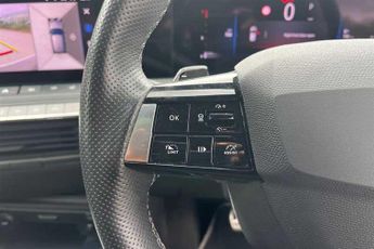 Vauxhall Astra 1.2i Turbo (130 PS) Ultimate 5 Door Petrol Hatchback Automatic *