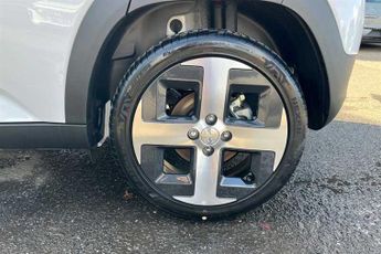 HYUNDAI INSTER Long Range 49kWh 02 SUV 5dr Electric Auto (115 ps)