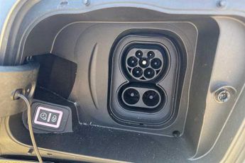 Vauxhall Mokka Electric 54kWh Ultimate SUV 5dr Electric Auto (156 ps)