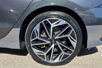 HYUNDAI IONIQ 6 77.4kWh Ultimate Saloon 4dr Electric Auto (228 ps)