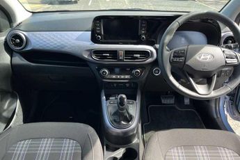 HYUNDAI i10 1.2 Premium Hatchback 5dr Petrol Auto Euro 6 (s/s) (79 ps)