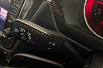 Volkswagen Tiguan 2.0 TDI BlueMotion Tech SE SUV 5dr Diesel DSG 4Motion Euro 6 (s/