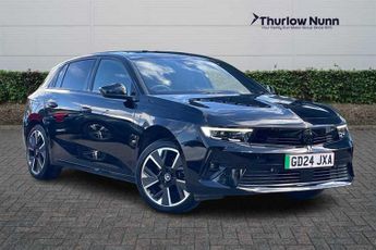 Vauxhall Astra Electric 54kWh Ultimate Hatchback 5dr Electric Auto (156 ps)