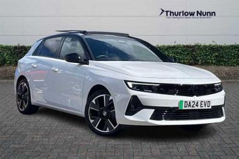 Vauxhall Astra Electric 54kWh Ultimate Hatchback 5dr Electric Auto (156 ps)