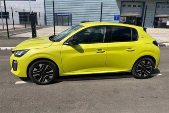 Peugeot E-208 50kWh Allure Hatchback 5dr Electric Auto (7.4kW Charger) (136 ps