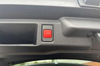 Vauxhall Grandland Electric 73kWh Ultimate SUV 5dr Electric Auto (213 ps)
