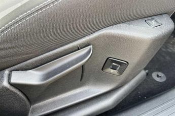 VAUXHALL GRANDLAND 1.2 Ultimate SUV 5dr Petrol Hybrid e-DCT Euro 6 (s/s) (136 ps)