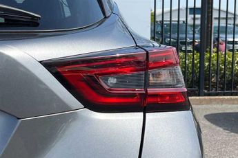 NISSAN JUKE 1.0 DIG-T Tekna SUV 5dr Petrol DCT Auto Euro 6 (s/s) (114 ps)