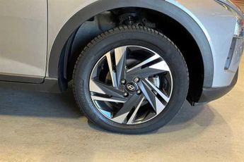 HYUNDAI BAYON 1.0 T-GDi MHEV SE Connect SUV 5dr Petrol Hybrid DCT Euro 6 (s/s)