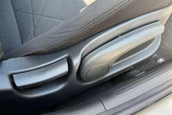 HYUNDAI BAYON 1.0 T-GDi MHEV SE Connect SUV 5dr Petrol Hybrid DCT Euro 6 (s/s)