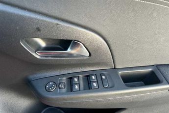 VAUXHALL Corsa Electric 50kWh GS Line Hatchback 5dr Electric Auto (136 ps)