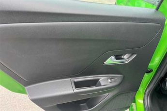 Vauxhall Mokka Electric 50kWh Elite Premium SUV 5dr Electric Auto (136 ps)