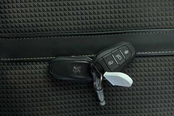 PEUGEOT 2008 1.2 PureTech GT SUV 5dr Petrol EAT Euro 6 (s/s) (130 ps)