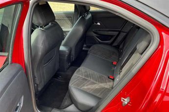 Vauxhall Mokka Electric 50kWh Ultimate SUV 5dr Electric Auto (136 ps)