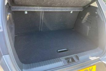 Renault Captur 1.6 E-TECH techno SUV 5dr Petrol Hybrid Auto Euro 6 (s/s) (145 p