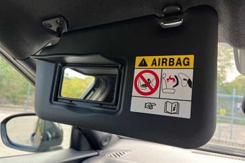 Nissan Juke 1.6 N-Connecta SUV 5dr Petrol Hybrid Auto Euro 6 (143 ps)