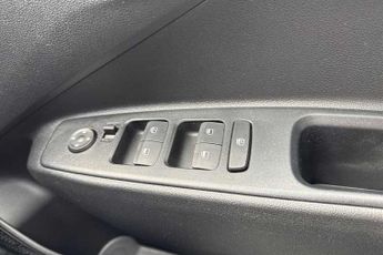 HYUNDAI i10 1.2 Advance Hatchback 5dr Petrol Auto Euro 6 (s/s) (79 ps)