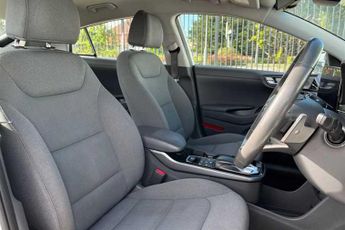 HYUNDAI IONIQ 38.3kWh Premium Hatchback 5dr Electric Auto (136 ps)