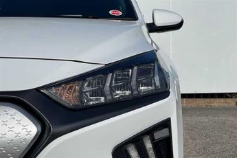 HYUNDAI IONIQ 38.3kWh Premium Hatchback 5dr Electric Auto (136 ps)