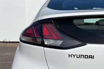 HYUNDAI IONIQ 38.3kWh Premium Hatchback 5dr Electric Auto (136 ps)