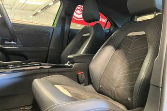 VAUXHALL MOKKA ELECTRIC 50kWh Ultimate SUV 5dr Electric Auto (136 ps)