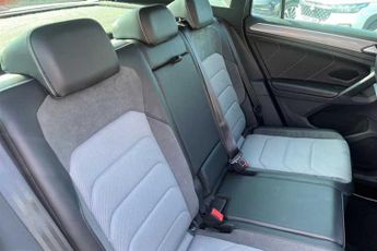 Volkswagen Tiguan R-Line Tech 2.0 Turbo Diesel Start/Stop (150ps)