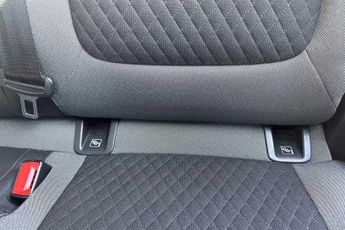 Vauxhall Grandland X 1.2 Turbo SRi Nav SUV 5dr Petrol Auto Euro 6 (s/s) (130 ps)