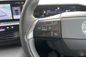 Vauxhall Grandland Electric 73 kWh (213 PS) GS 5 Door Electric SUV Automatic *** New Model *