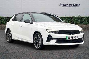 Vauxhall Astra 54kWh Ultimate Hatchback 5dr Electric Auto (156 ps)