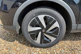MG MG ZS 72.6kWh Trophy Connect Long Range SUV 5dr Electric Auto (156 ps)
