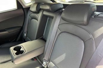 Hyundai KONA 1.6 h-GDi Ultimate SUV 5dr Petrol Hybrid DCT Euro 6 (s/s) (141 p