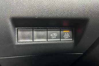 PEUGEOT E-2008 50kWh GT SUV 5dr Electric Auto (7kW Charger) (136 ps)