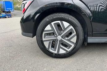 Hyundai KONA 64 kWh (204 PS) Ultimate 5 Door Electric SUV Automatic *** 1 Own