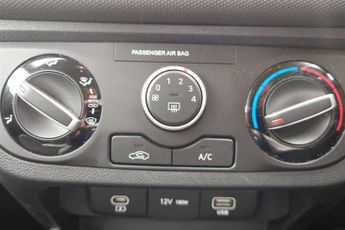 HYUNDAI i10 1.2 Advance Hatchback 5dr Petrol Auto Euro 6 (s/s) (79 ps)