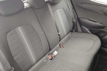 HYUNDAI i10 1.2 Advance Hatchback 5dr Petrol Auto Euro 6 (s/s) (79 ps)