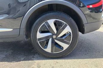 MG ZS 51.1kWh Trophy Connect SUV 5dr Electric Auto (176 ps)