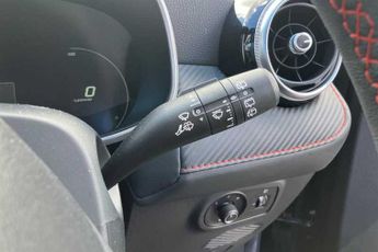 MG ZS 51.1kWh Trophy Connect SUV 5dr Electric Auto (176 ps)